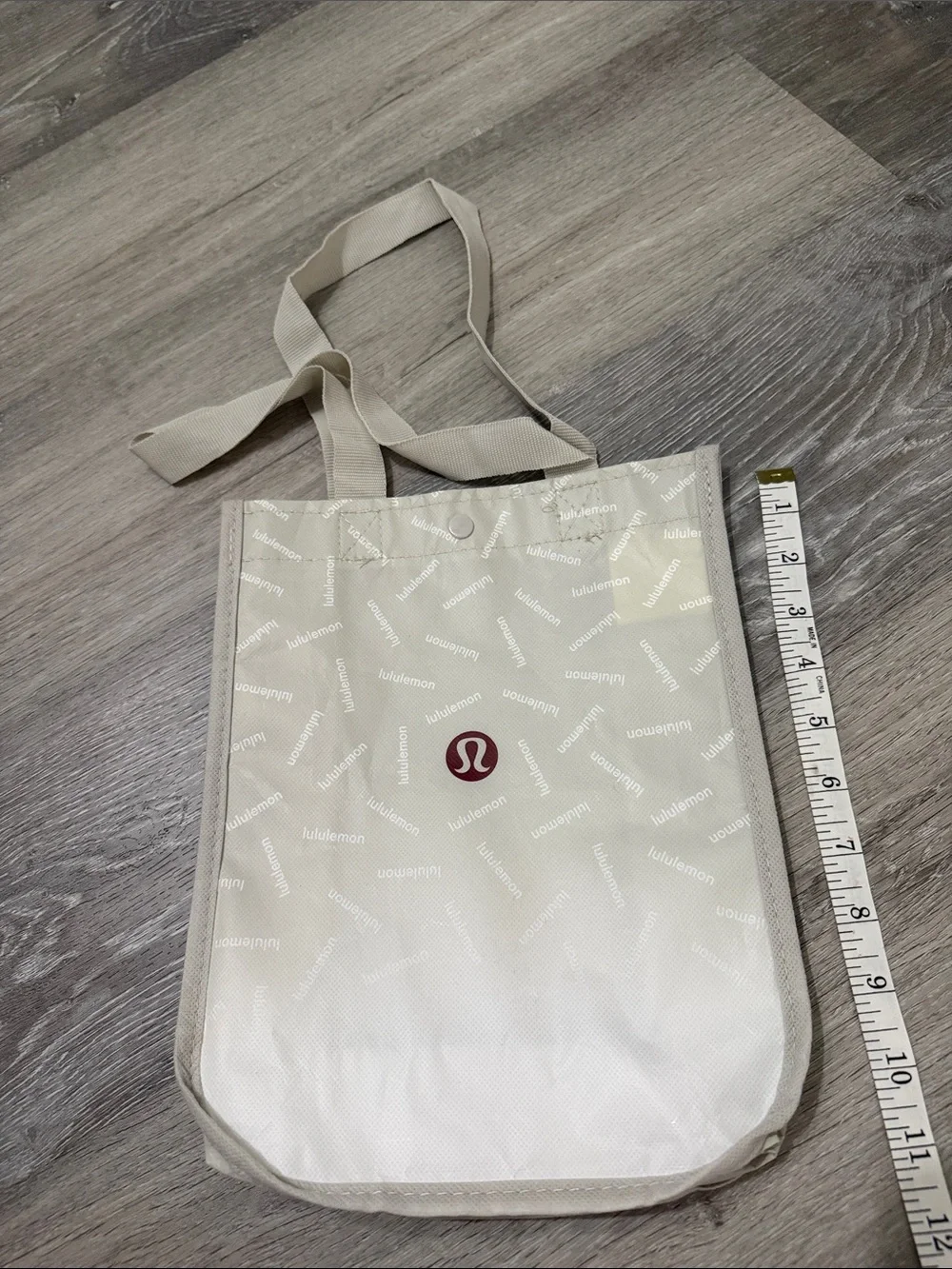 lululemon athletica Cream Tote bag